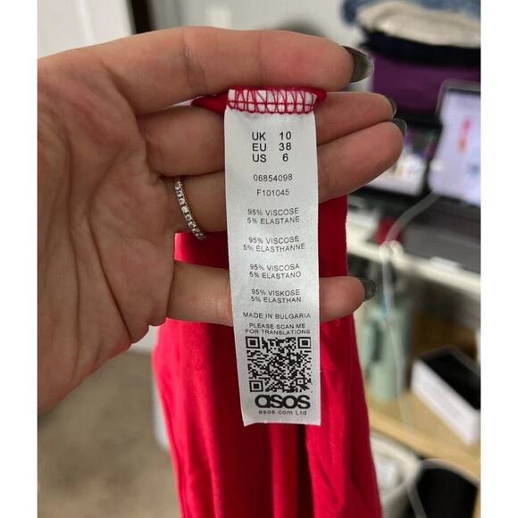 ASOS Red Halter Bodysuit Size 6 US / 10 UK Sleeveless Stretchy Clubwear Festival - Picture 5 of 6